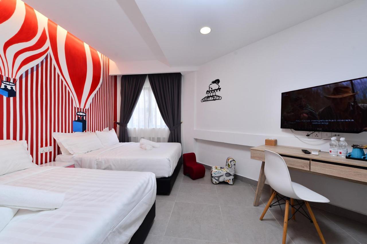 Smile Hotel Shah Alam Seksyen 9 Exteriör bild