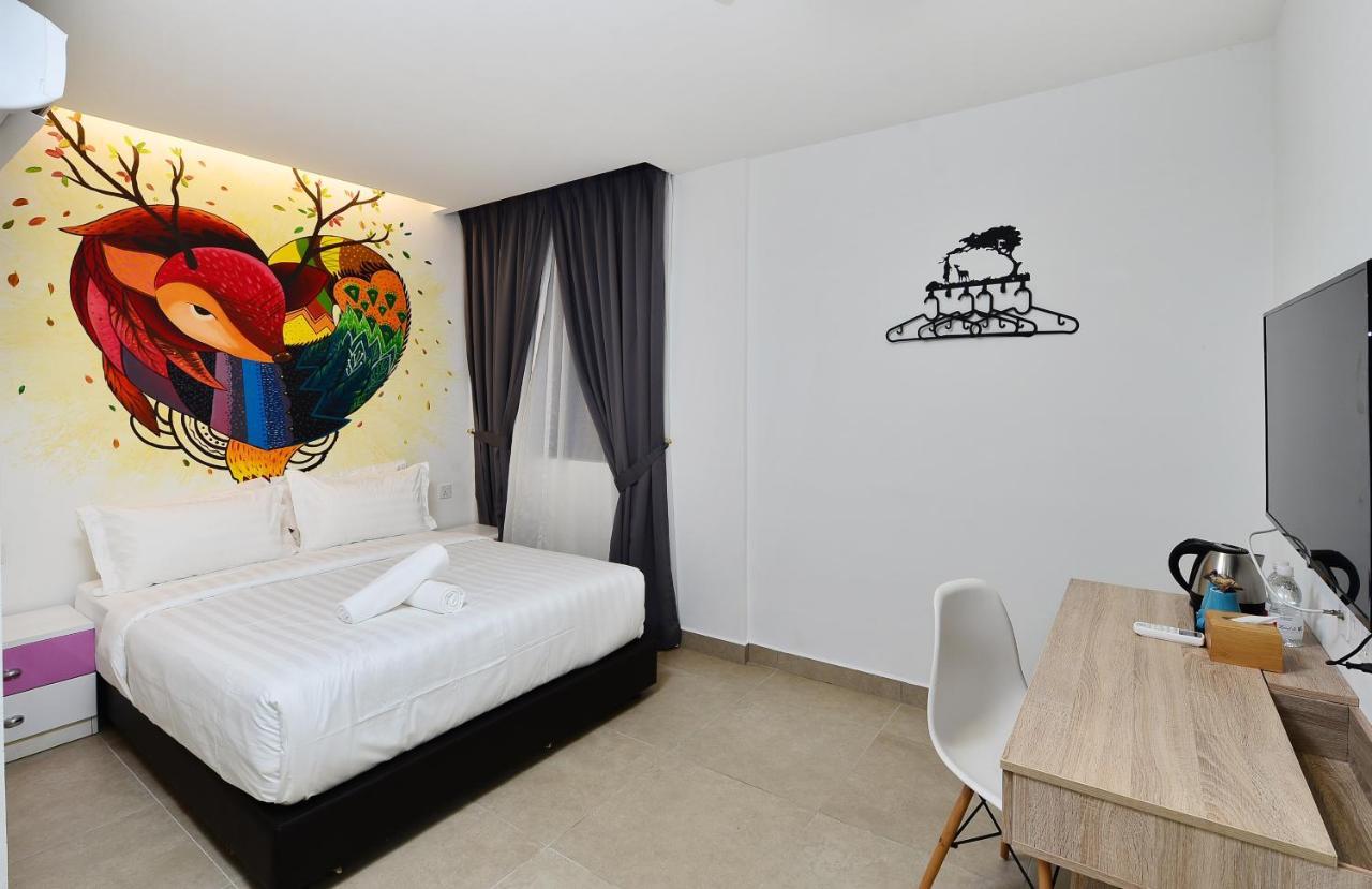 Smile Hotel Shah Alam Seksyen 9 Exteriör bild